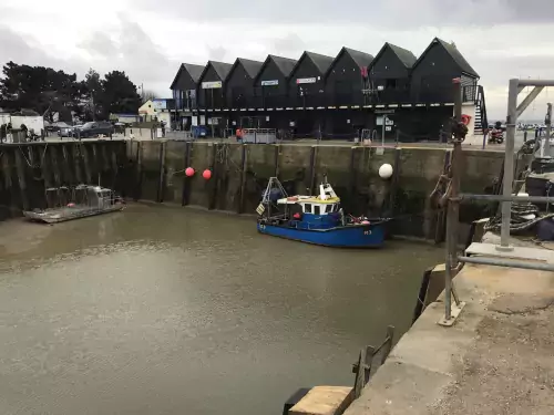 FENDER REPLACEMENT WHITSTABLE HARBOUR